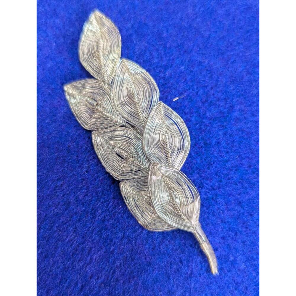 VTG Brooch & Earrings Set Silver Tone Spun Wire-Art Wrap Leaf-Branch 3” Germany - Picture 2 of 9